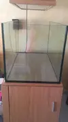[TodoMarino.com] Vendo urna, mesa y pantalla led - Madrid